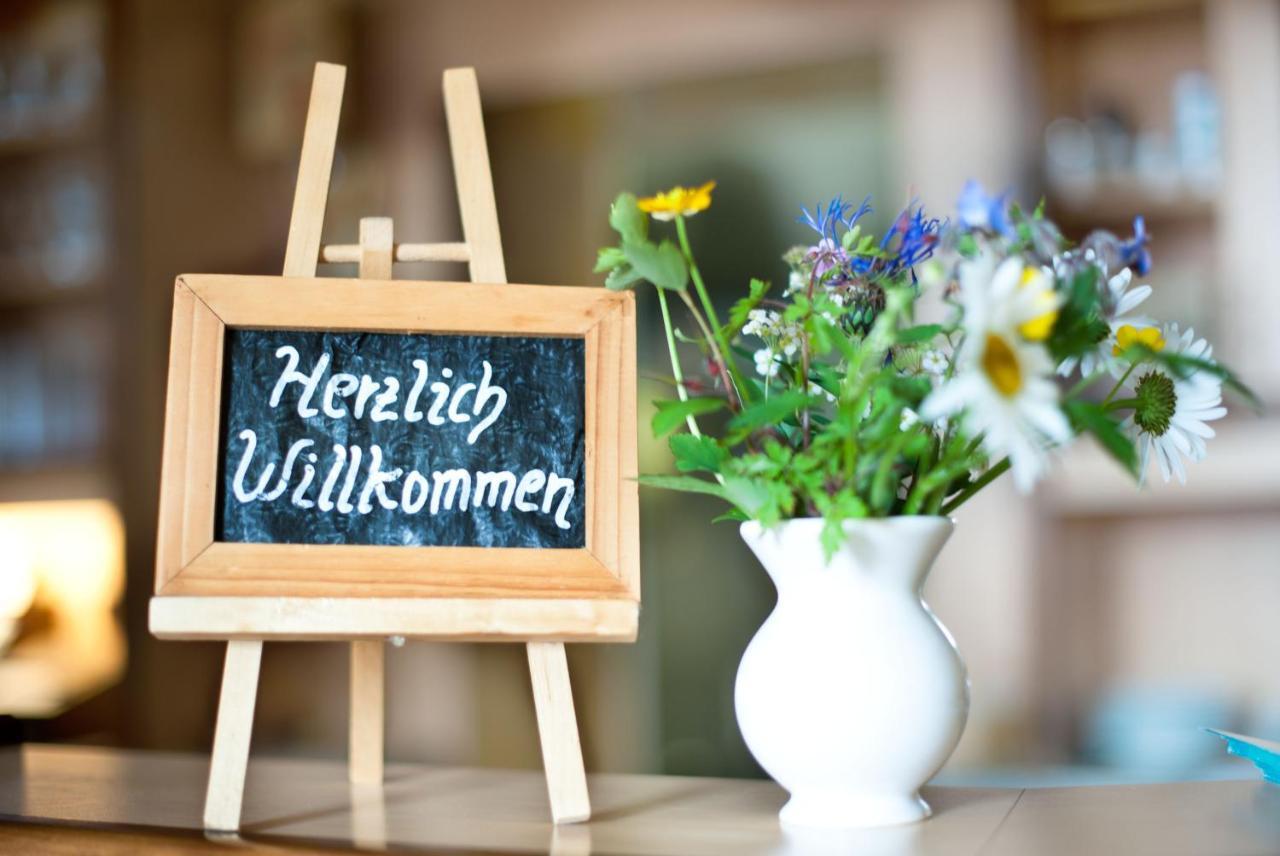Hotel & Restaurant - Gasthaus Brandner Trendelburg Екстериор снимка